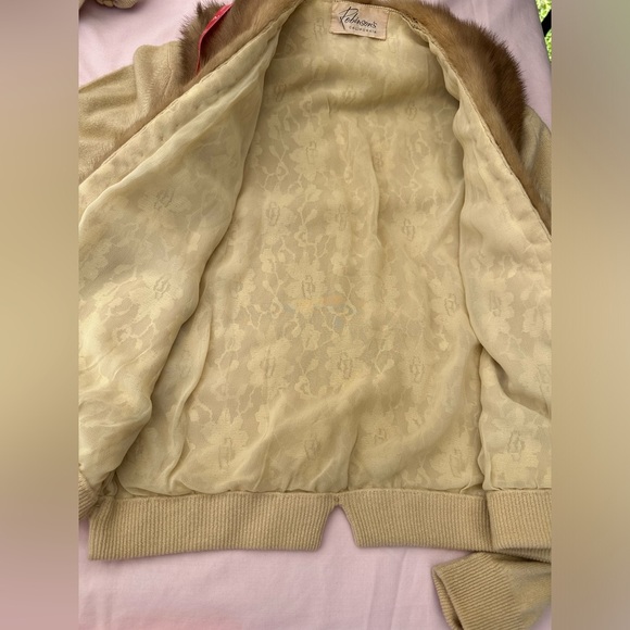 Vintage Robinson’sTan Cardigan with Faux Fur Collar #A2 - Picture 7 of 11